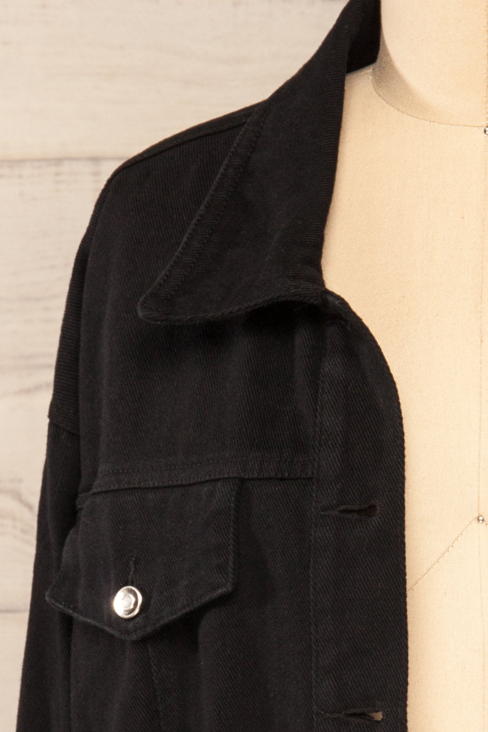 Luokta Black Cropped Jean Jacket | La petite garçonne open close-up