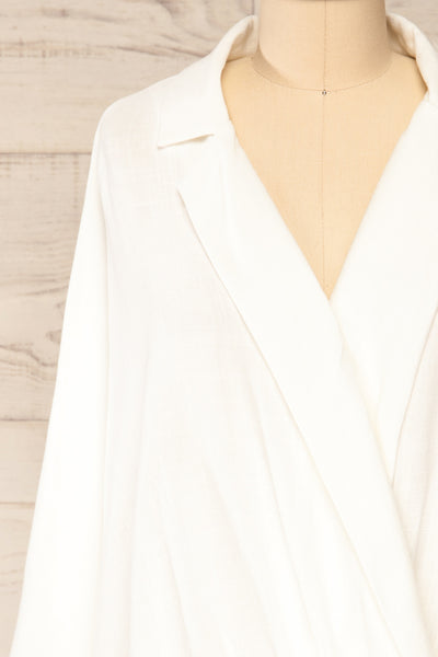 Lytrap White Oversized V-Neck Blouse | La petite garçonne front close-up