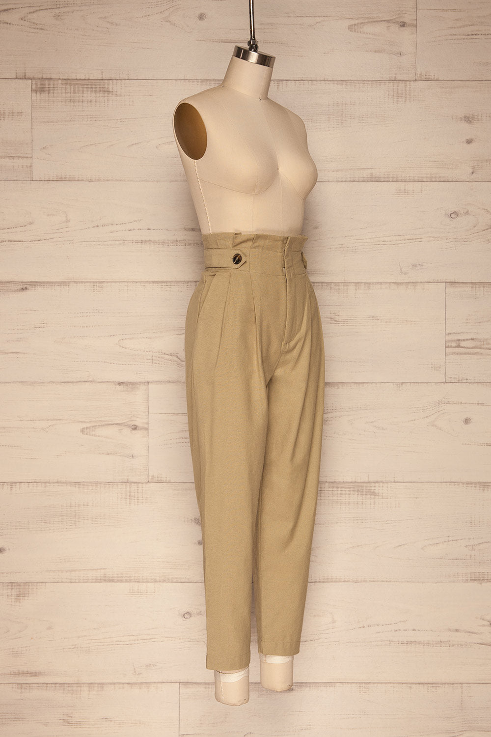 Maardu Sauge Green Pants | Pantalon Vert | La Petite Garçonne side view 