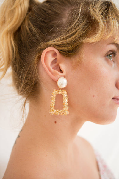 Maarkus Gold Rectangle Pendant Earrings | La petite garçonne model