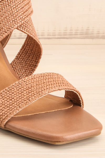 Maastricht Brown High Heel Sandals | La petite garçonne front close-up