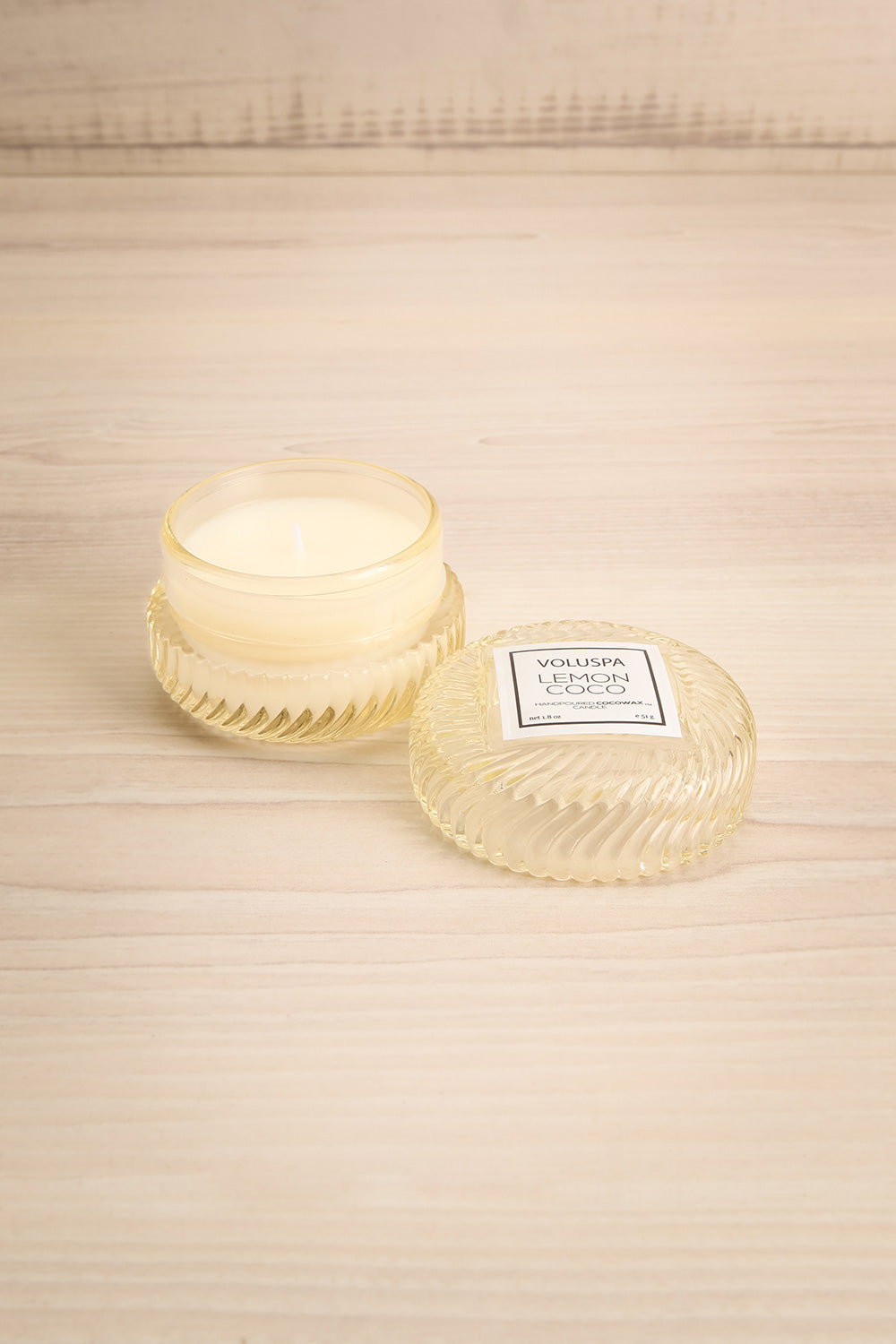 Macaron Candle Lemon Coco | La Petite Garçonne Chpt. 2 1