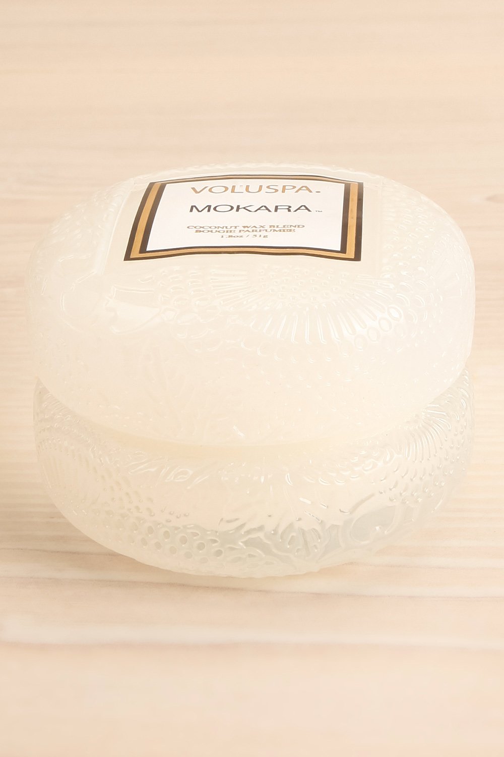 Macaron Candle Mokara | Voluspa | Boutique 1861 front close-up