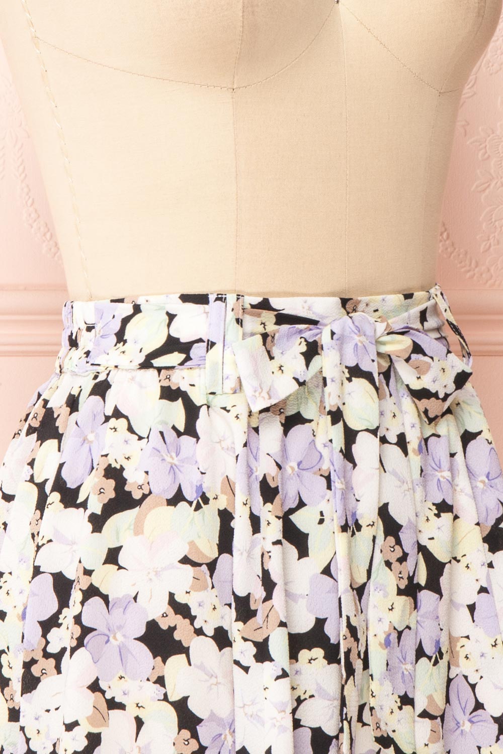 Maelia Floral Short Skirt with Fabric Belt | Boutique 1861 side close-up