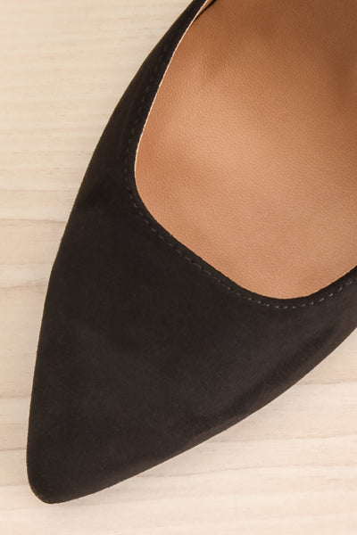 Maguelon Black Heels | Talons Noirs | La Petite Garçonne flat close-up