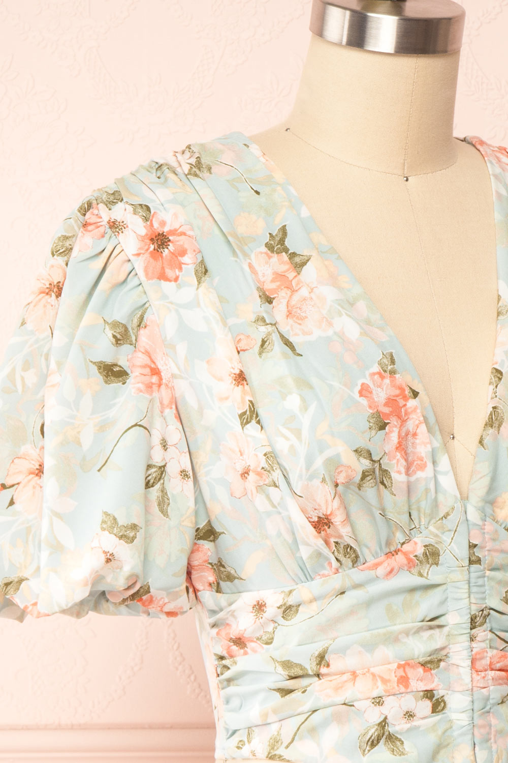 Mandukhai Cropped Floral Top w/ Puffy Sleeves | Boutique 1861 side close up