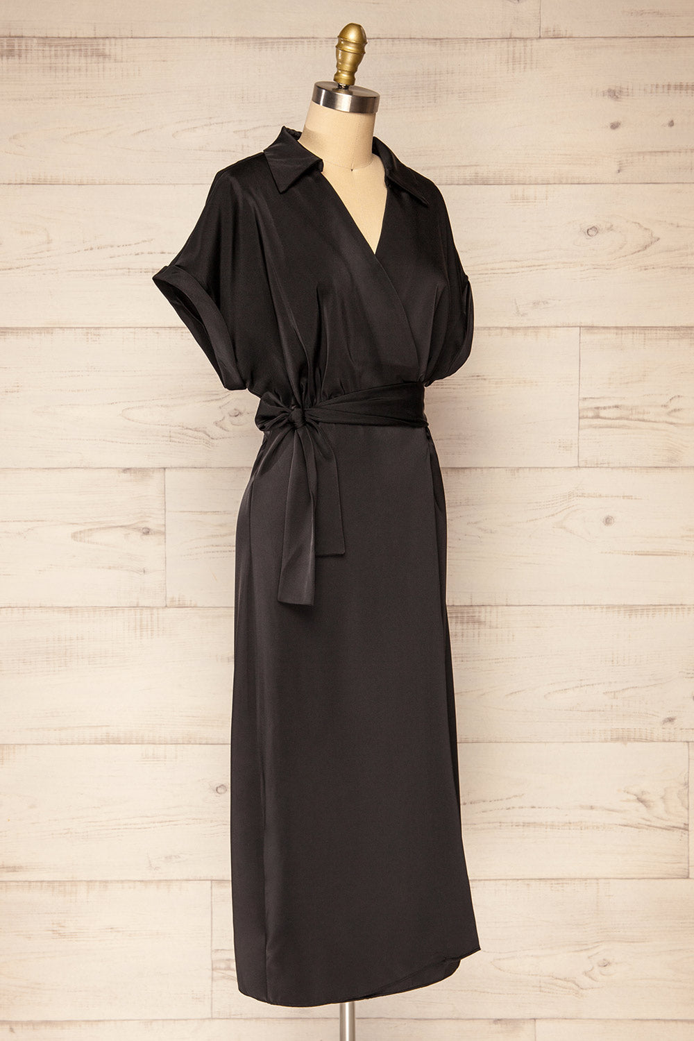 Maracay Short Sleeve Black Satin Wrap Midi Dress | La petite garçonne side view 