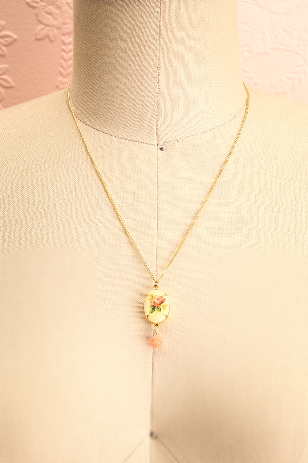Marie Doro White & Golden Floral Pendant Necklace | Boutique 1861 3