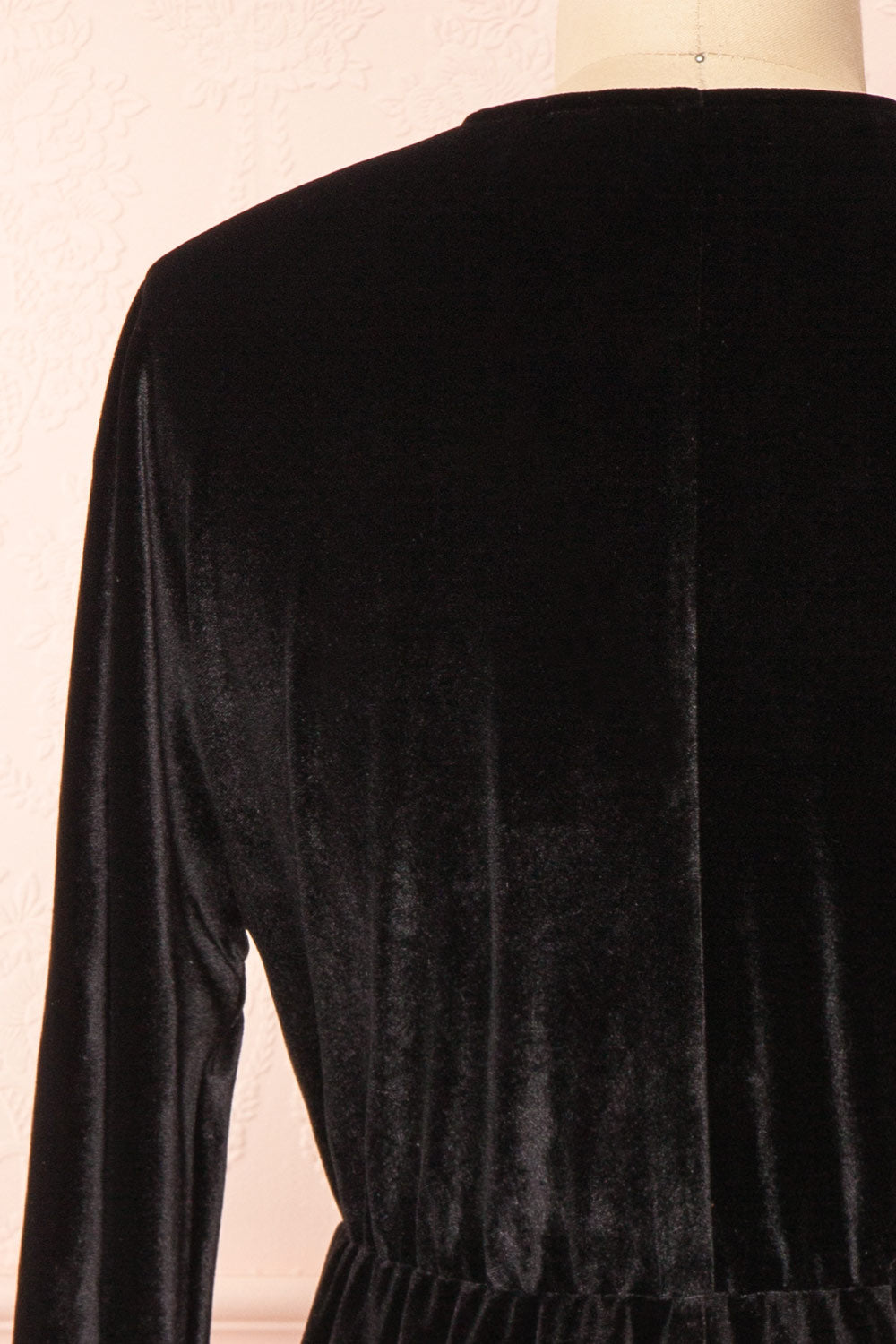 Mariza Black Short V-Neck Velvet Dress w/ Long Sleeves | Boutique 1861 back close-up