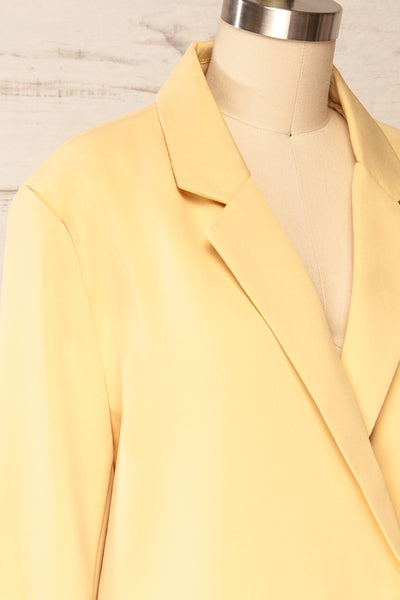 Marousi Yellow Oversized Blazer | La petite garçonne side close up