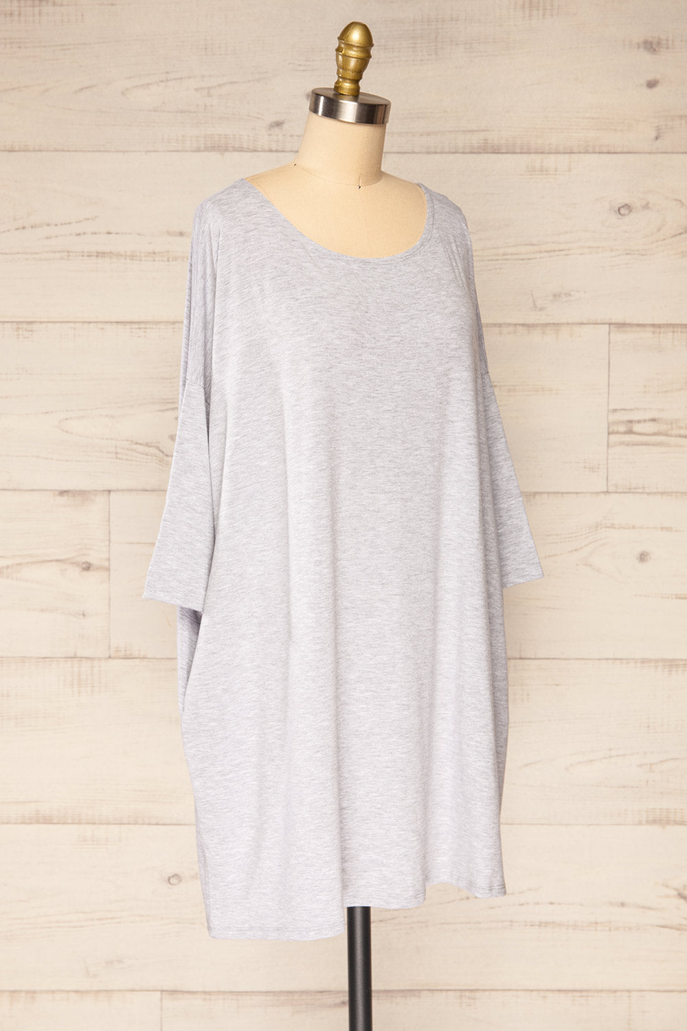 Marthine Grey Oversized Tunic Top w/ Pockets | La petite garçonne side view 