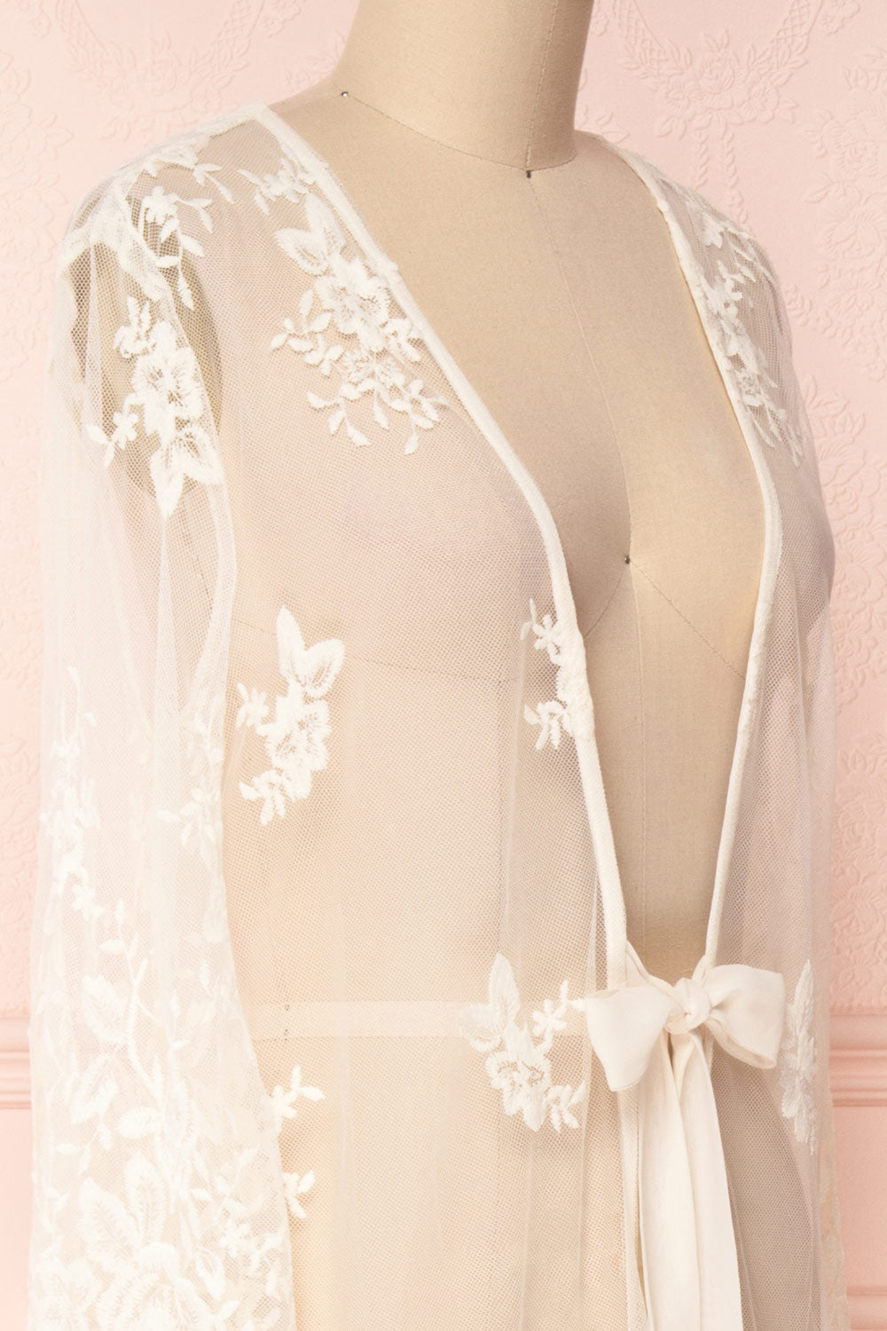 Matsudo Cream Embroidered Lace Kimono | Boudoir 1861 4