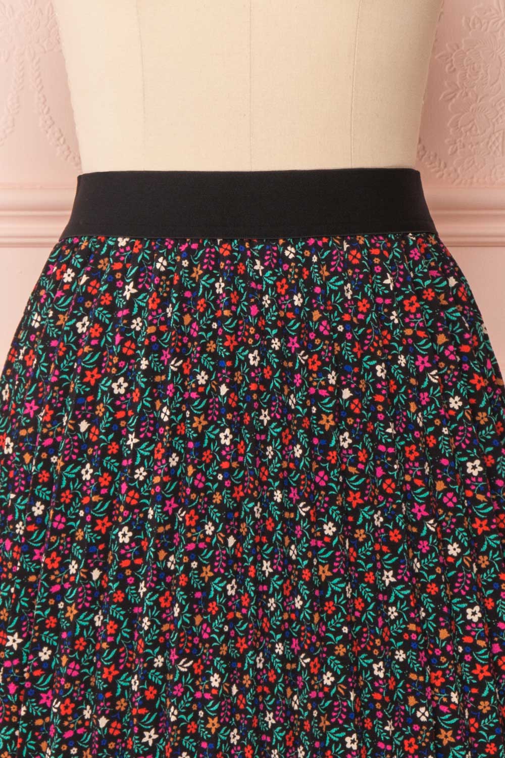 Maura Black & Colourful Floral Pleated Midi Skirt | FRONT CLOSE UP | Boutique 1861