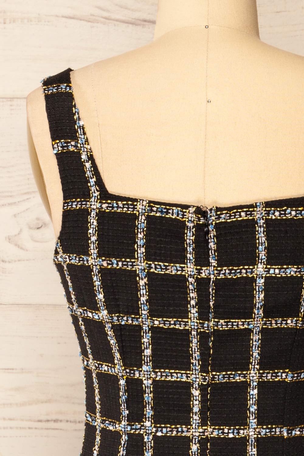 Maximoff Short Fitted Textured Dress | La petite garçonne back close-up
