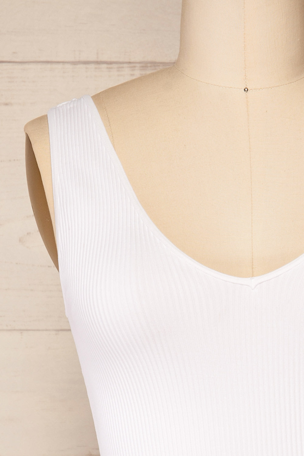 Maya White Ribbed V-Neck Bodysuit | La petite garçonne front close-up