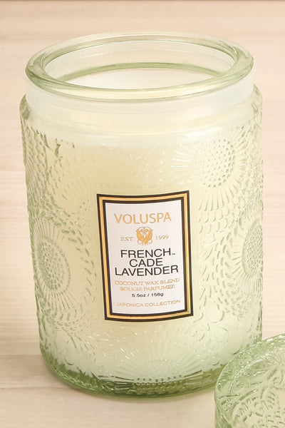 Medium Jar Candle French Cade | Voluspa | La petite garçonne open close-up