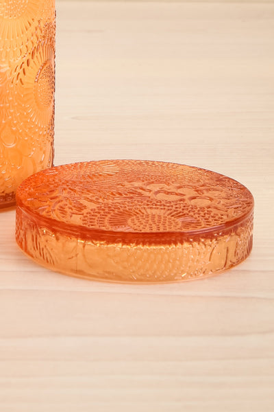 Medium Glass Candle Spiced Pumpkin Latte | La petite garçonne lid close-up
