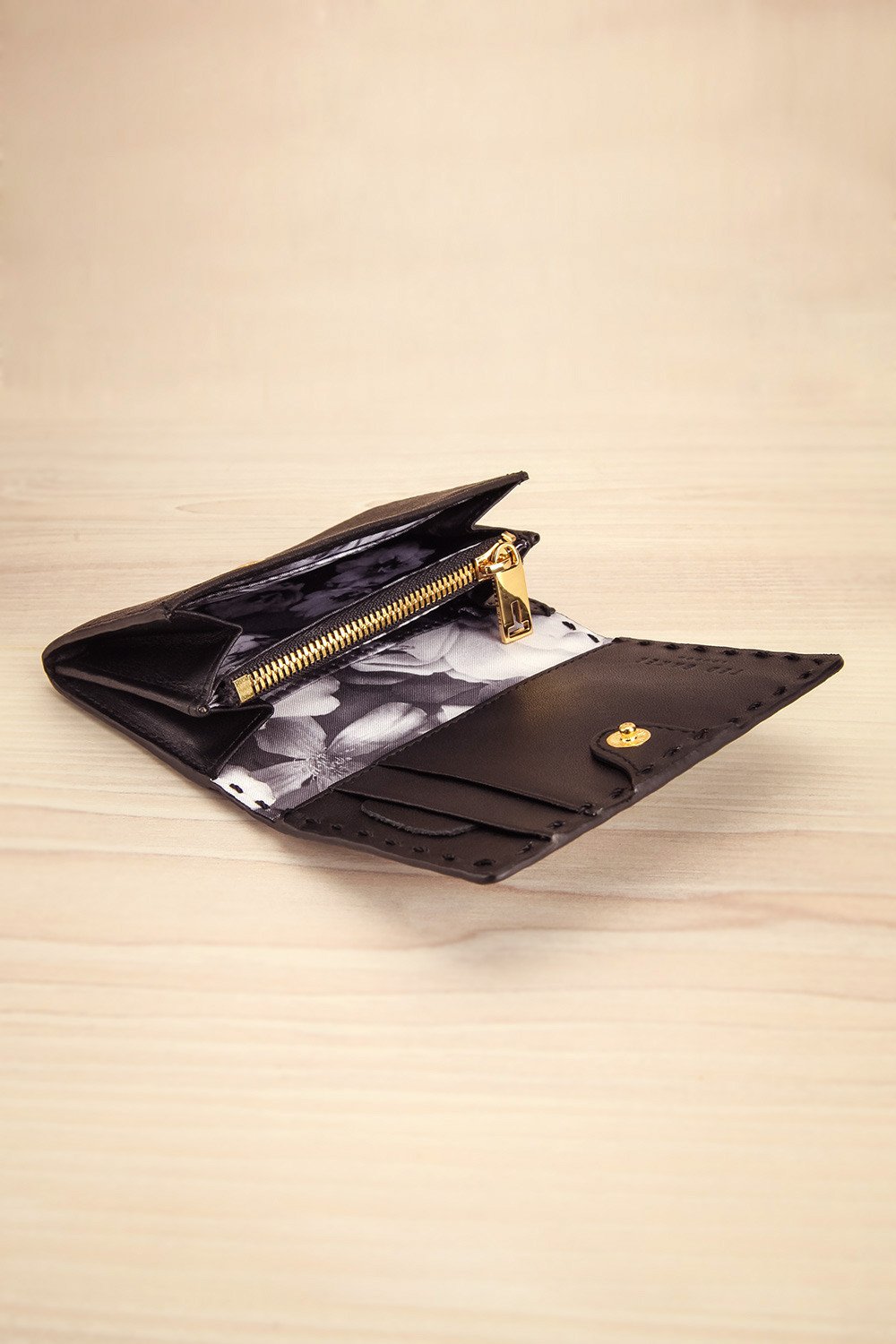 Melvaig Noir - Black leather wallet