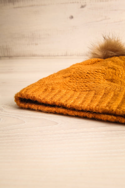 Meppel Orange Knit Tuque with Faux-Fur Pompom flat view | La Petite Garçonne