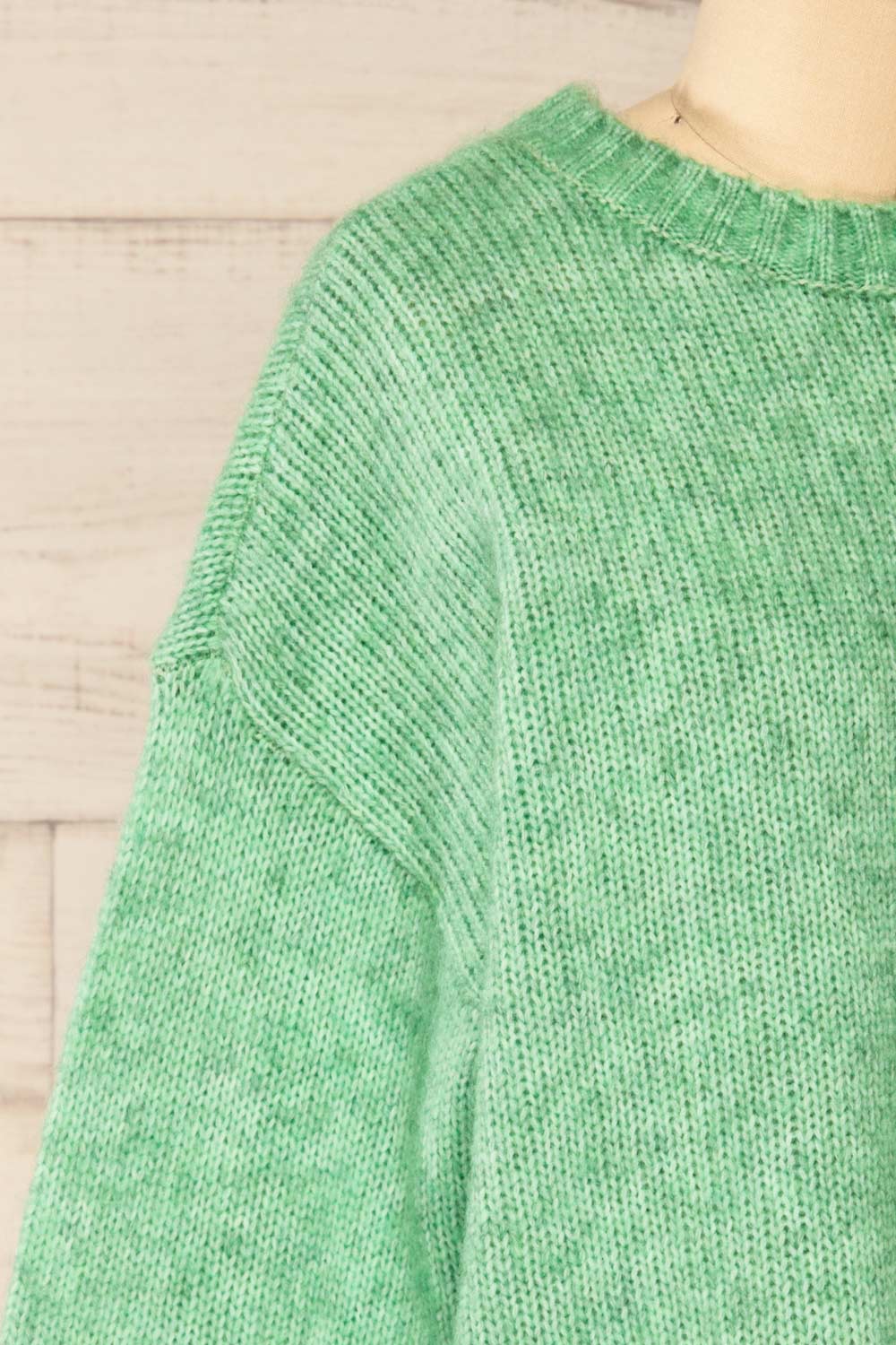 Merida Green Oversized Knit Sweater w/ Pocket | La petite garçonne side close-up