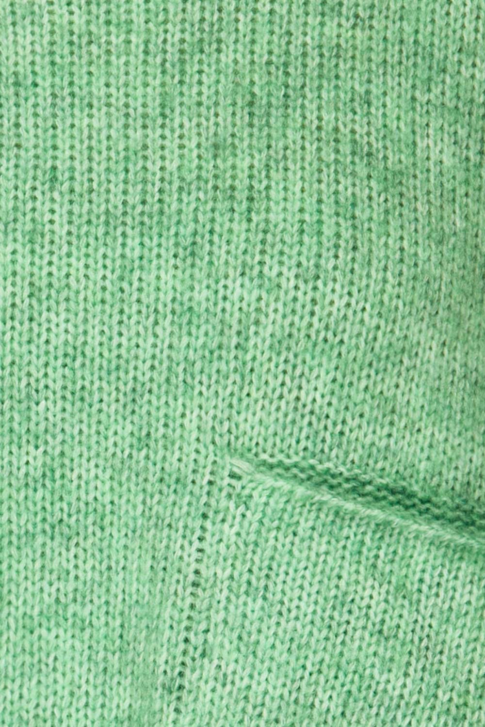 Merida Green Oversized Knit Sweater w/ Pocket | La petite garçonne fabric 