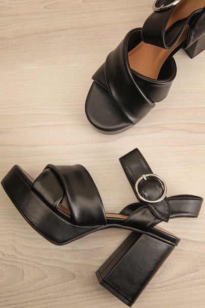 Miami Black Platform Heeled Sandals | La petite garçonne flat view