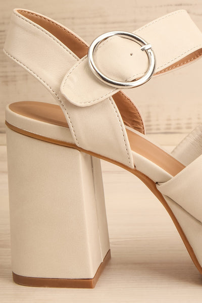 Miami Ivory Platform Heeled Sandals | La petite garçonne side close-up