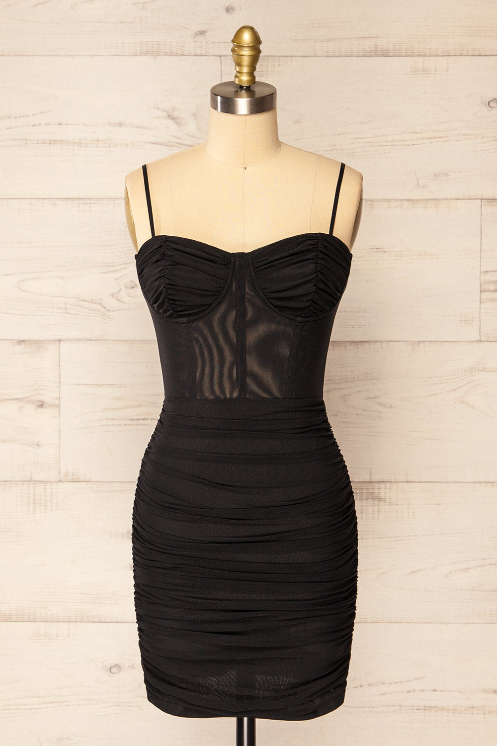 Milost Short Fitted Black Dress | La petite garçonne front view