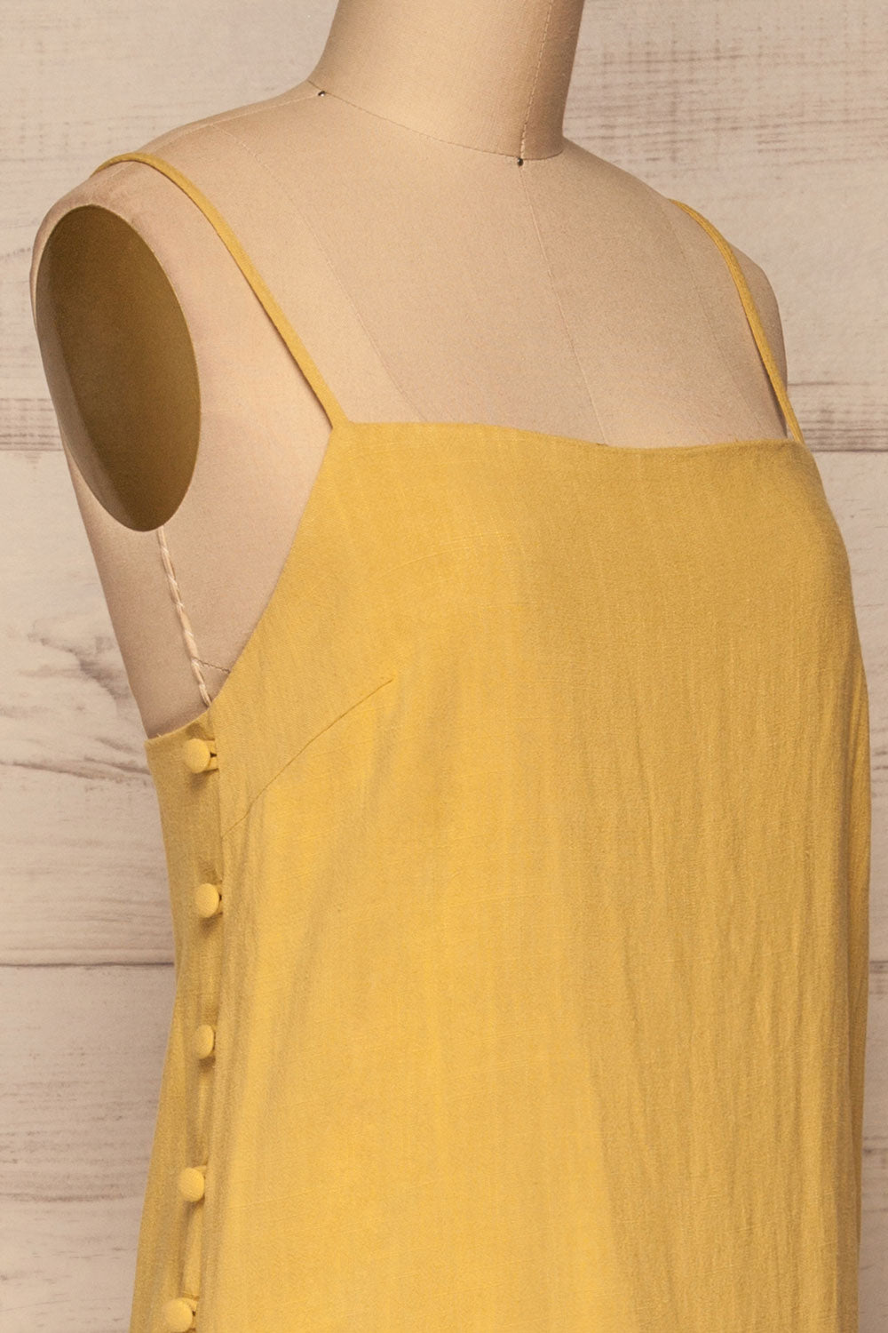 Mirandela Yellow Linen Midi Dress | La petite garçonne side close-up