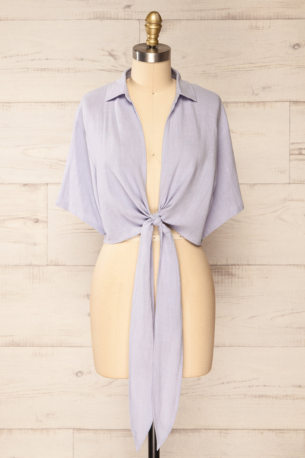 Moresby Lavender Tie-Front Crop Top | La petite garçonne front view 