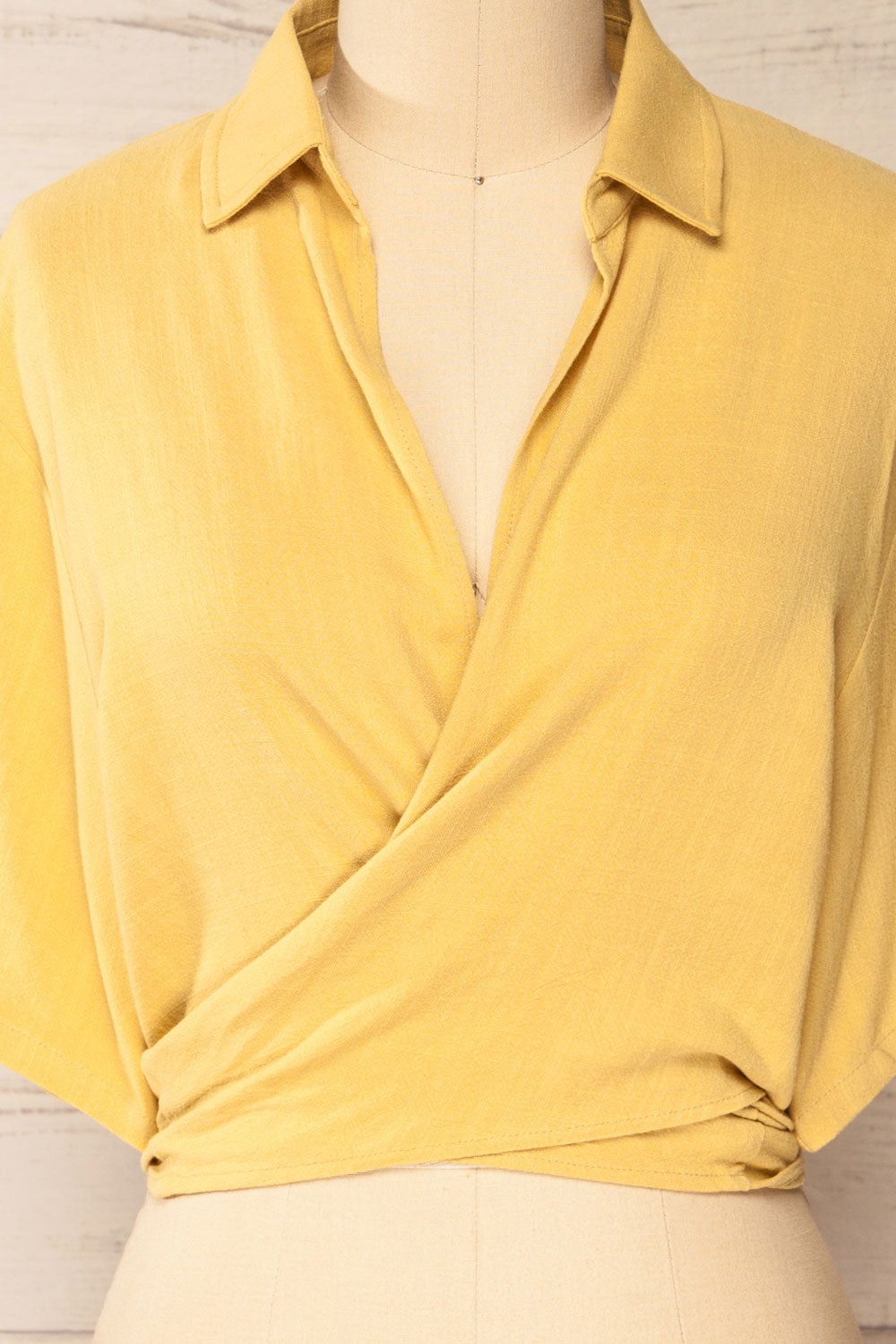 Moresby Yellow Tie-Front Crop Top | La petite garçonne close-up