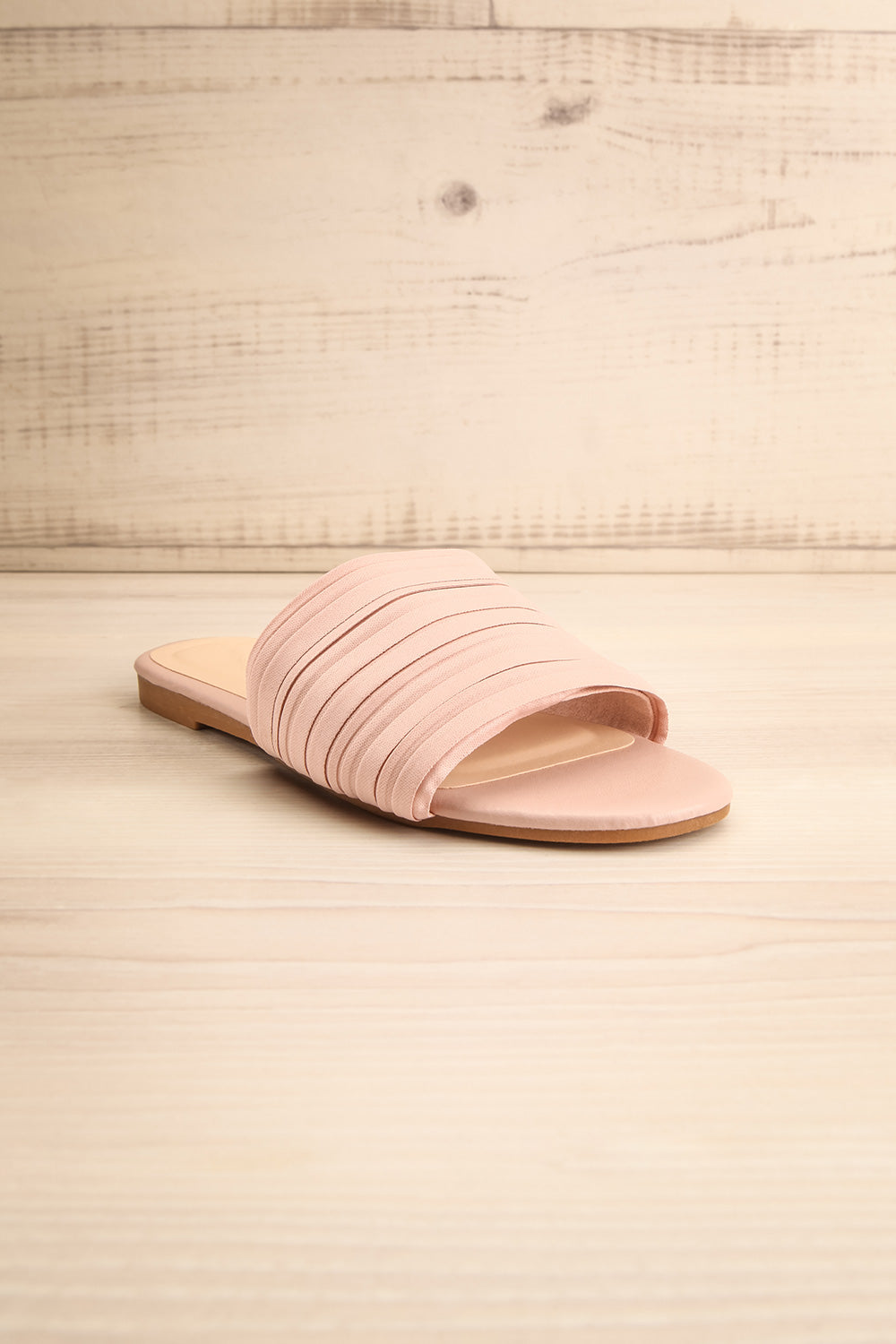 Mox Blush Pleated Slide Sandals | La petite garçonne front view