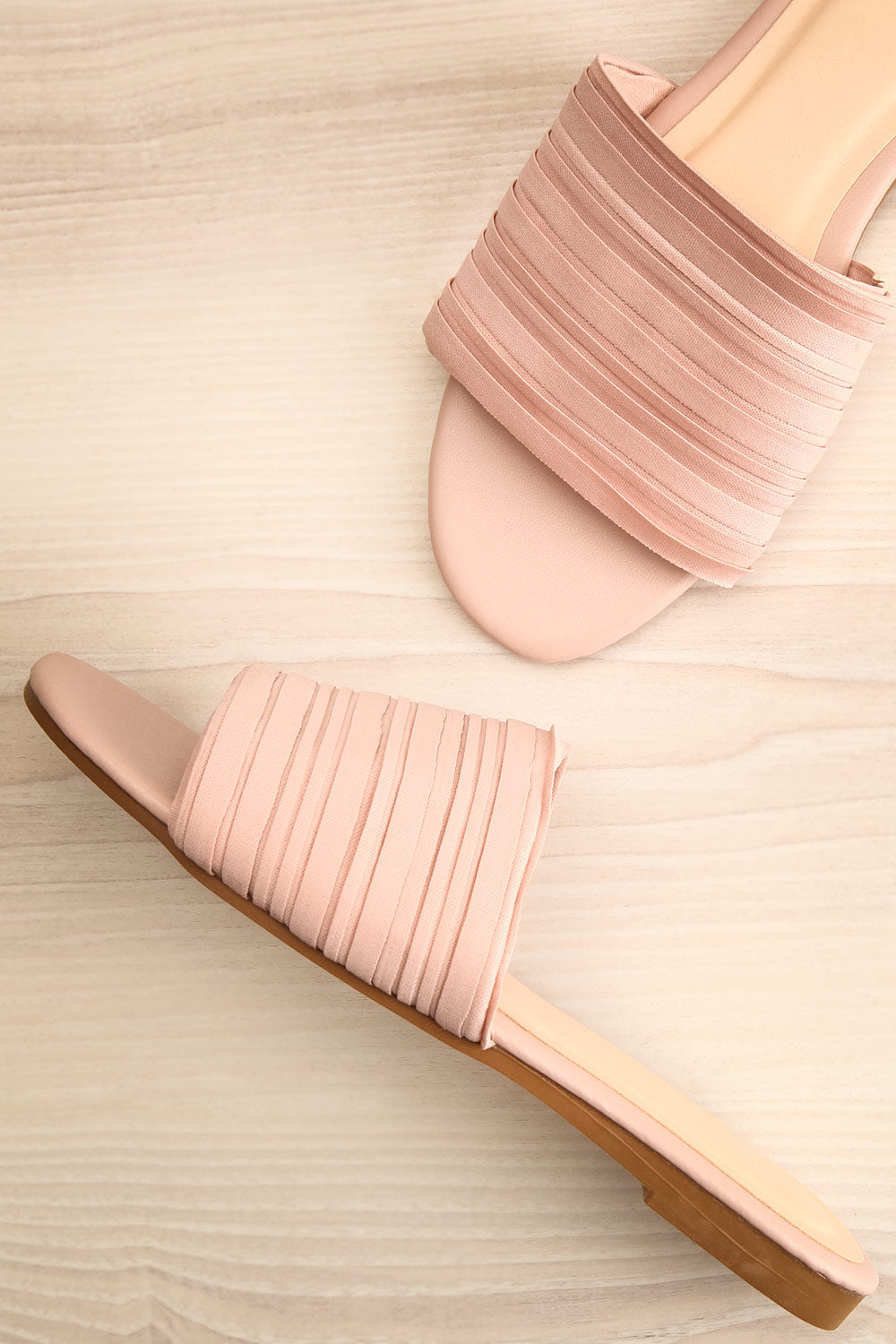 Mox Blush Pleated Slide Sandals | La petite garçonne flat view