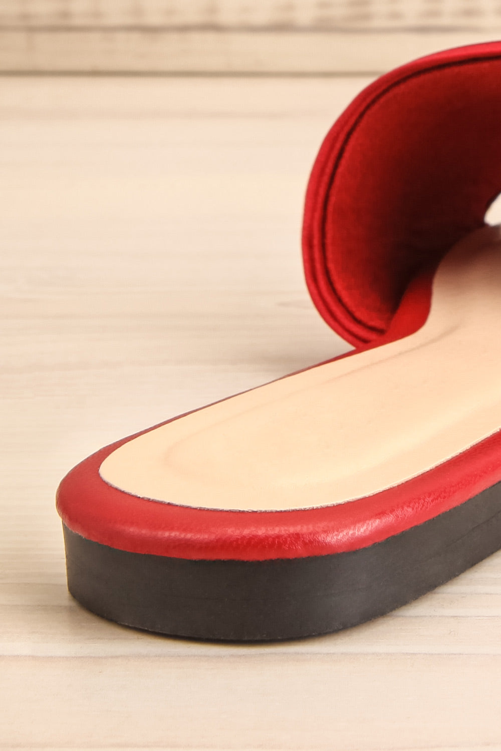 Mox Red Pleated Slide Sandals | La petite garçonne back close-up