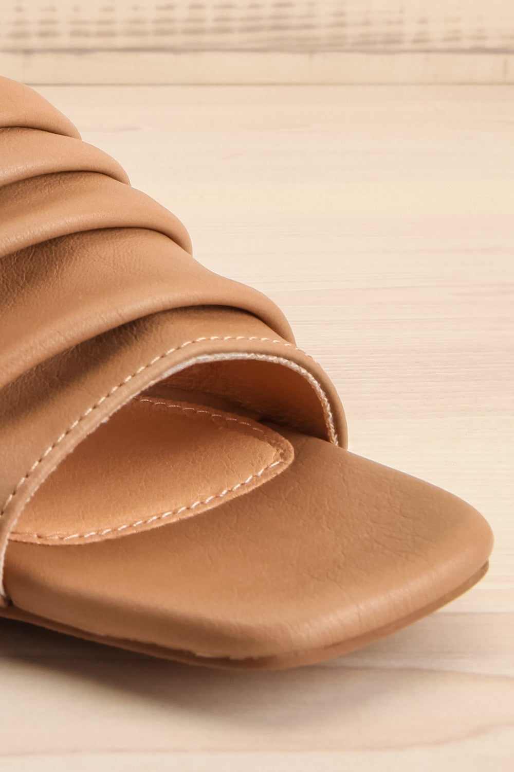 Murmansk Brown Block Heel Slip-On Sandals | La petite garçonne front close-up