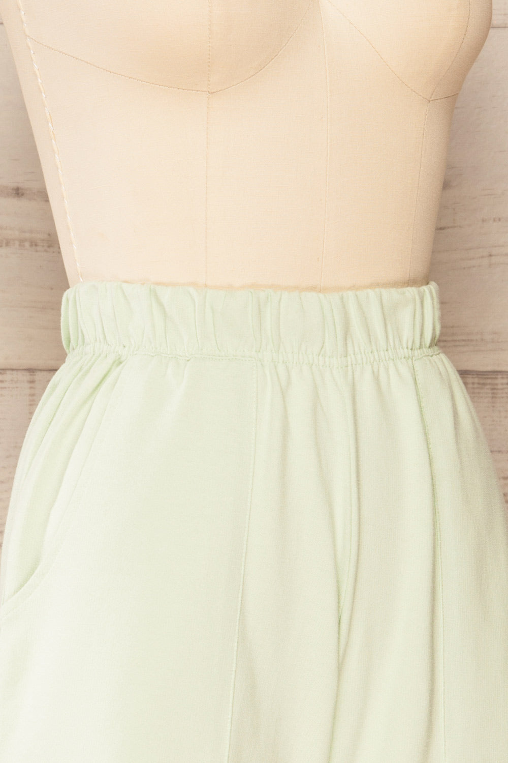 Naas Mint Jogger Short With Pockets | La petite garçonne side close-up