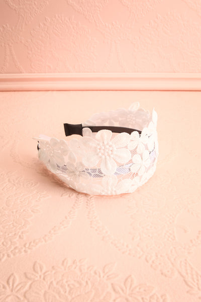 Naemi Blanc White Floral Lace Headband | Boutique 1861