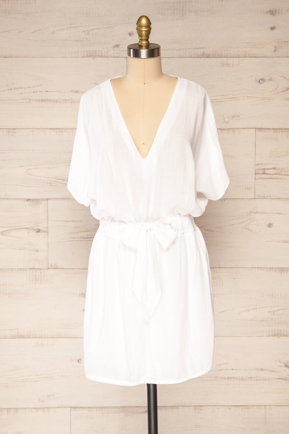 Naousa White V-Neck Short Sleeve Dress | La petite garçonne front view