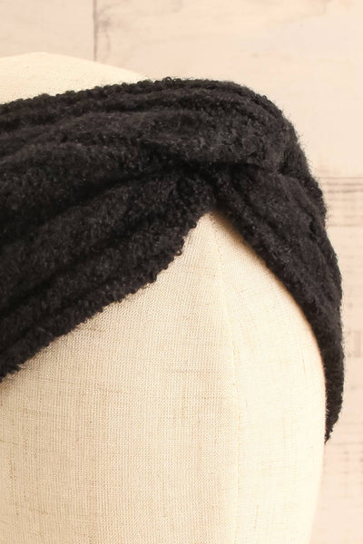 Nashi Noir Soft Knit Headband | La petite garçonne close-up