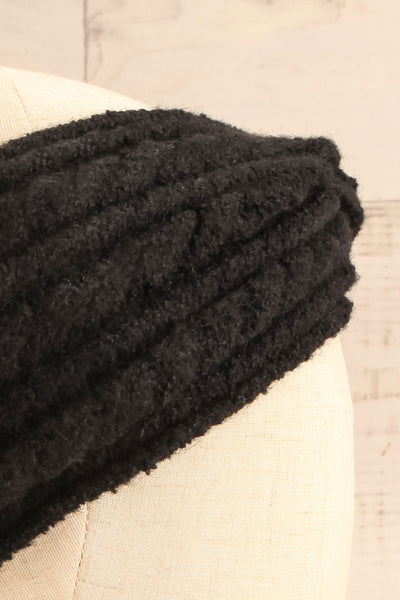 Nashi Noir Soft Knit Headband | La petite garçonne side close-up