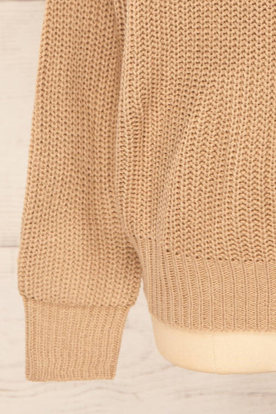 Natras Beige Knit Sweater w/ Twisted Back | La petite garçonne bottom