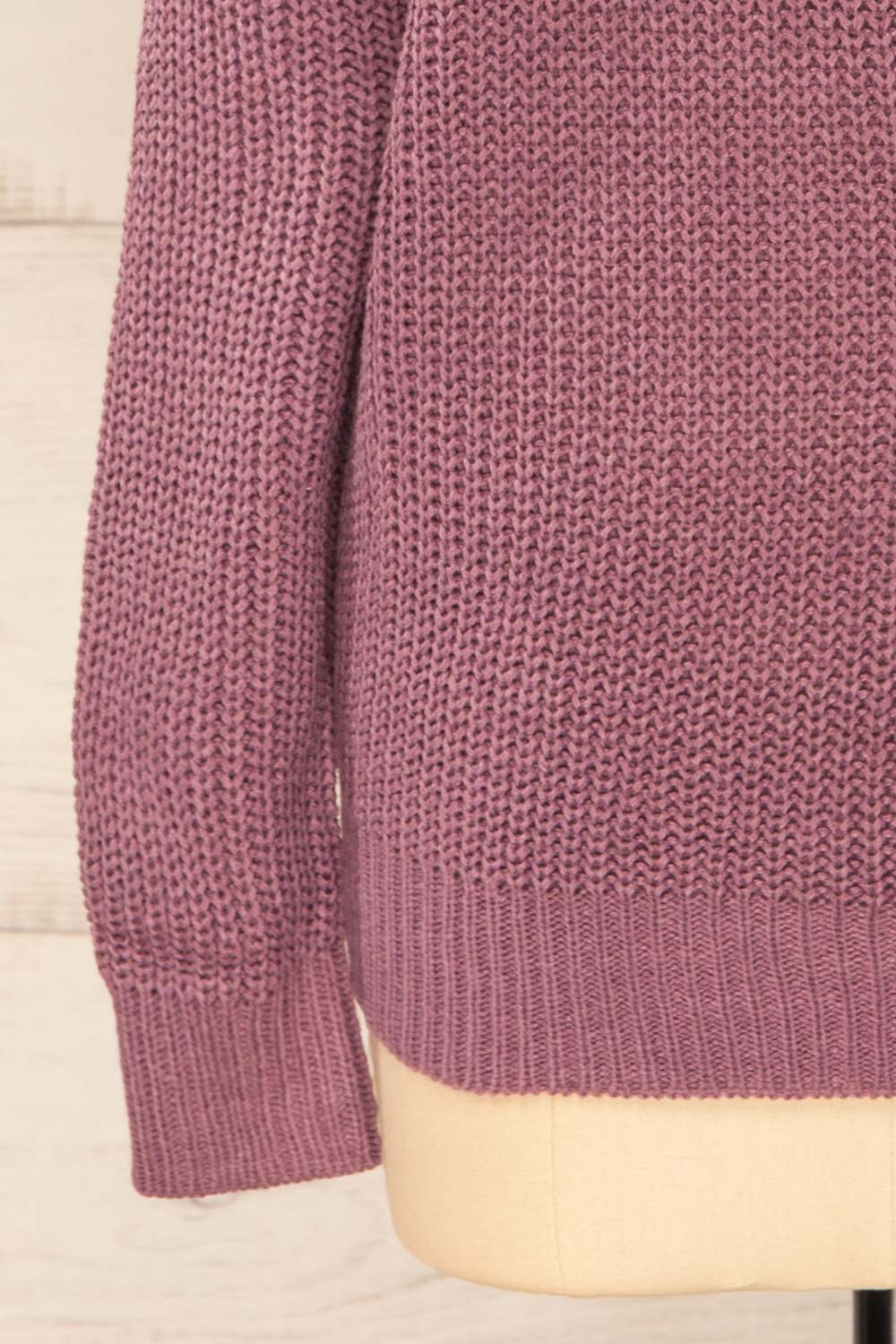 Natras Lavender Knit Sweater w/ Twisted Back | La petite garçonne  bottom 