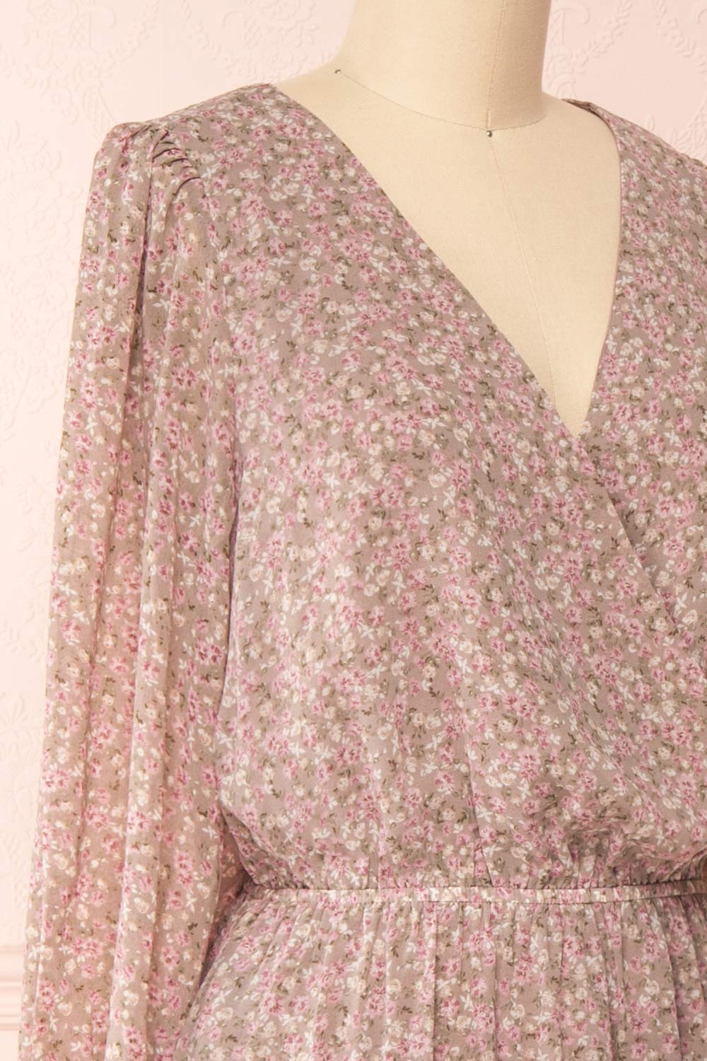 Ninnette Dusty Mauve Long Sleeve Floral Maxi Dress  | Boutique 1861 side close-up