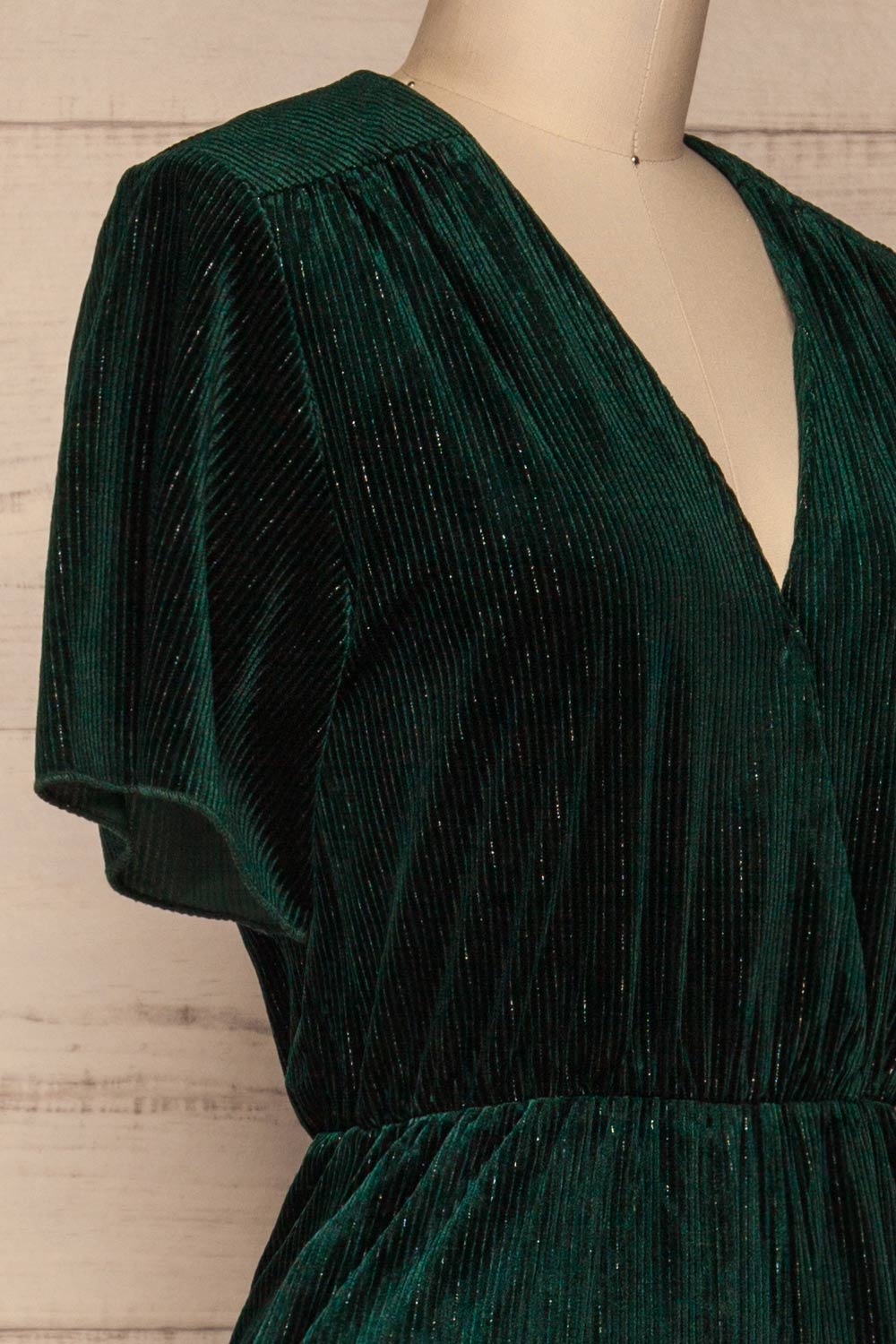 Ninove Green Jumpsuit | Combinaison | La Petite Garçonne side close-up