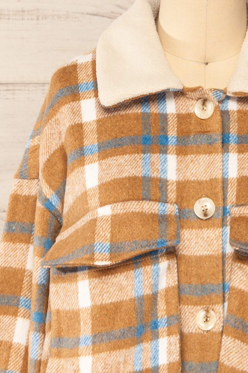 Norah Taupe Plaid Shacket w/ Front Pockets | La petite garçonne front close-up