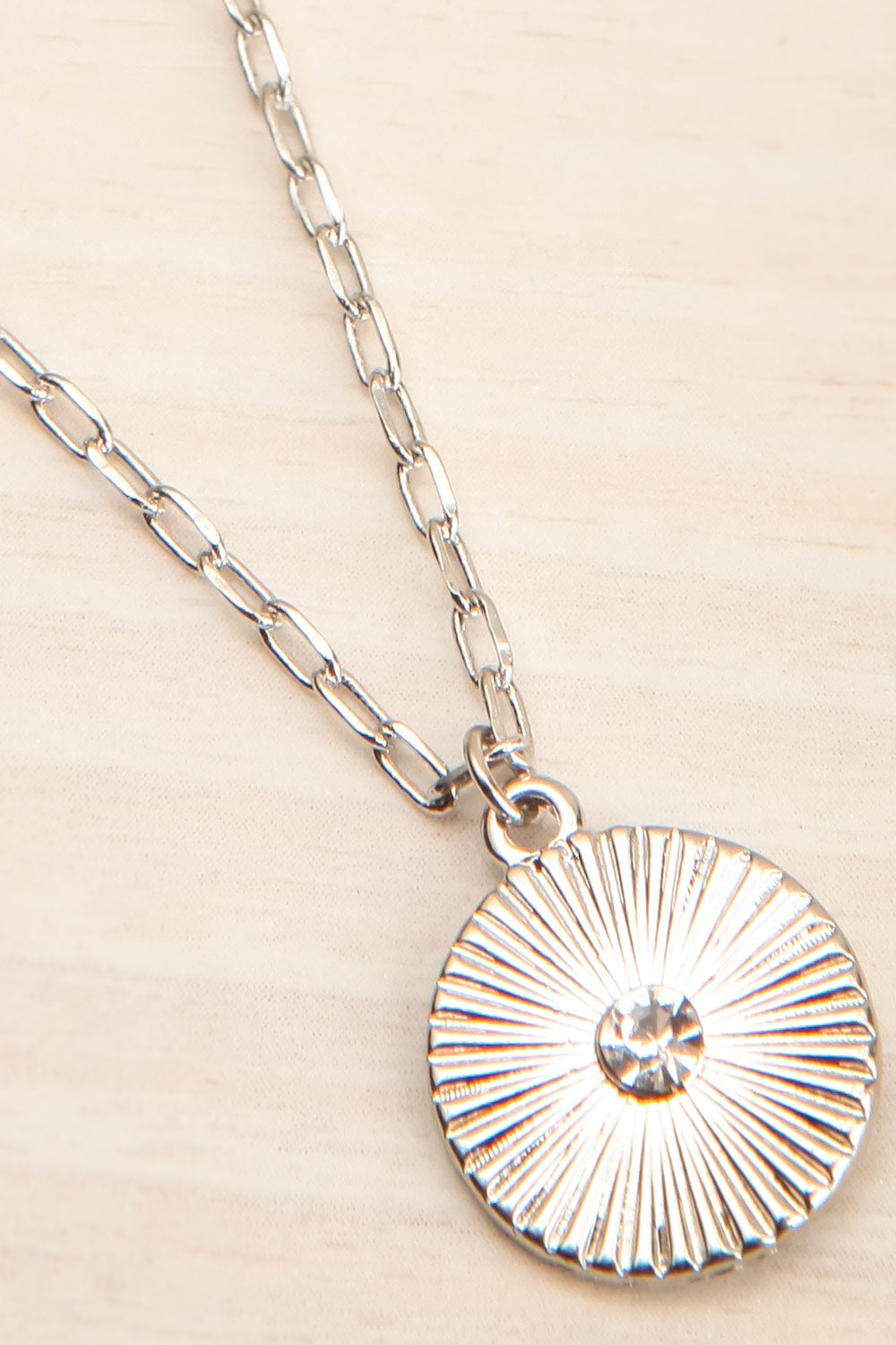 Notra Silver Layered Necklace w/ Medallion | La petite garçonne flat close-up