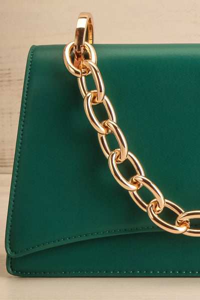 Novina Green Faux-Leather Crossbody Handbag | La petite garçonne front close-up