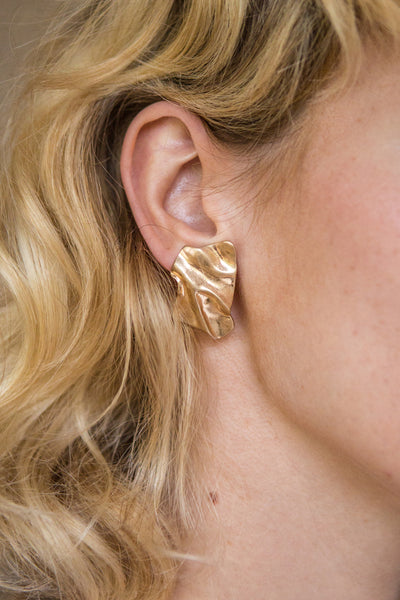 Novouralsk Golden Stud Earrings | La petite garçonne model
