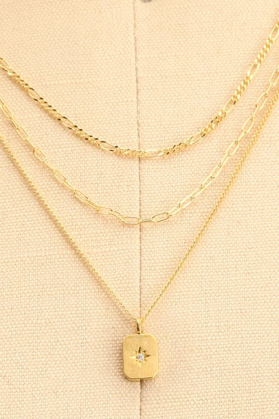 Nubill Gold Layered Pendant Necklace | La petite garçonne close-up