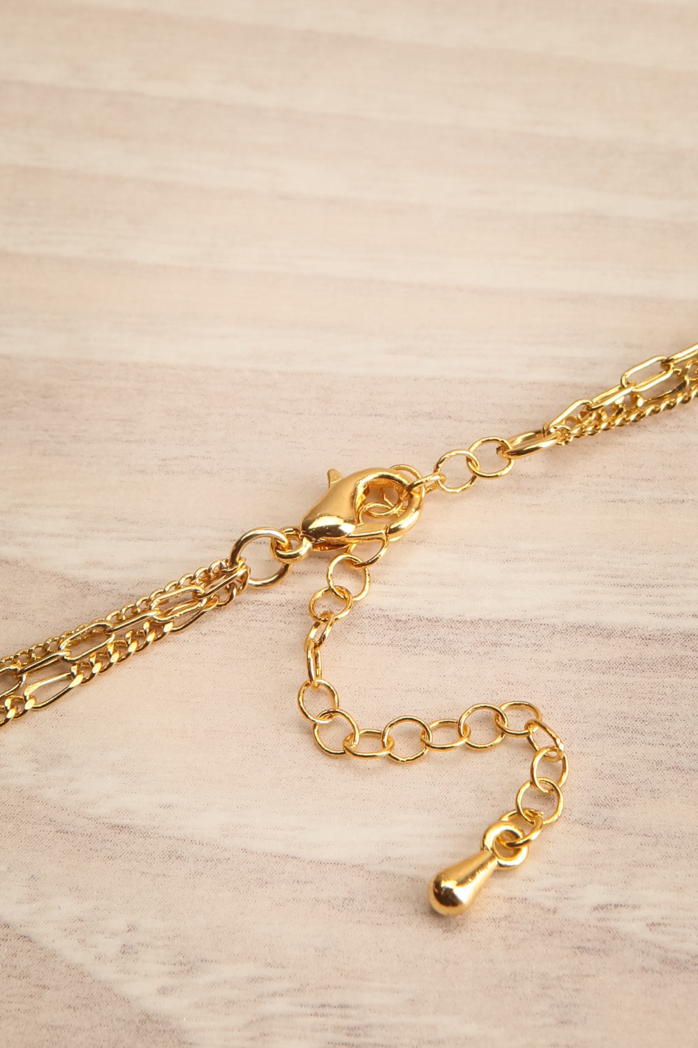Nubill Gold Layered Pendant Necklace | La petite garçonne closure